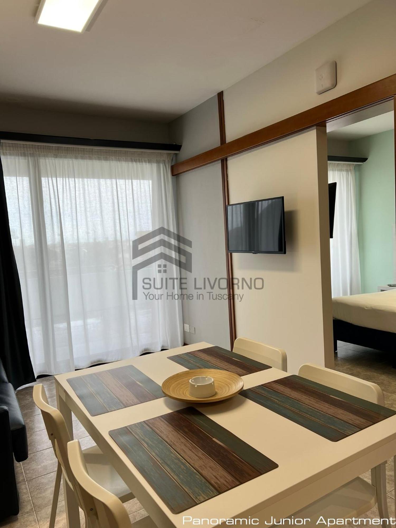 Suites Marilia Apartments Pool Side - Suite Livorno Holiday Home Group エクステリア 写真
