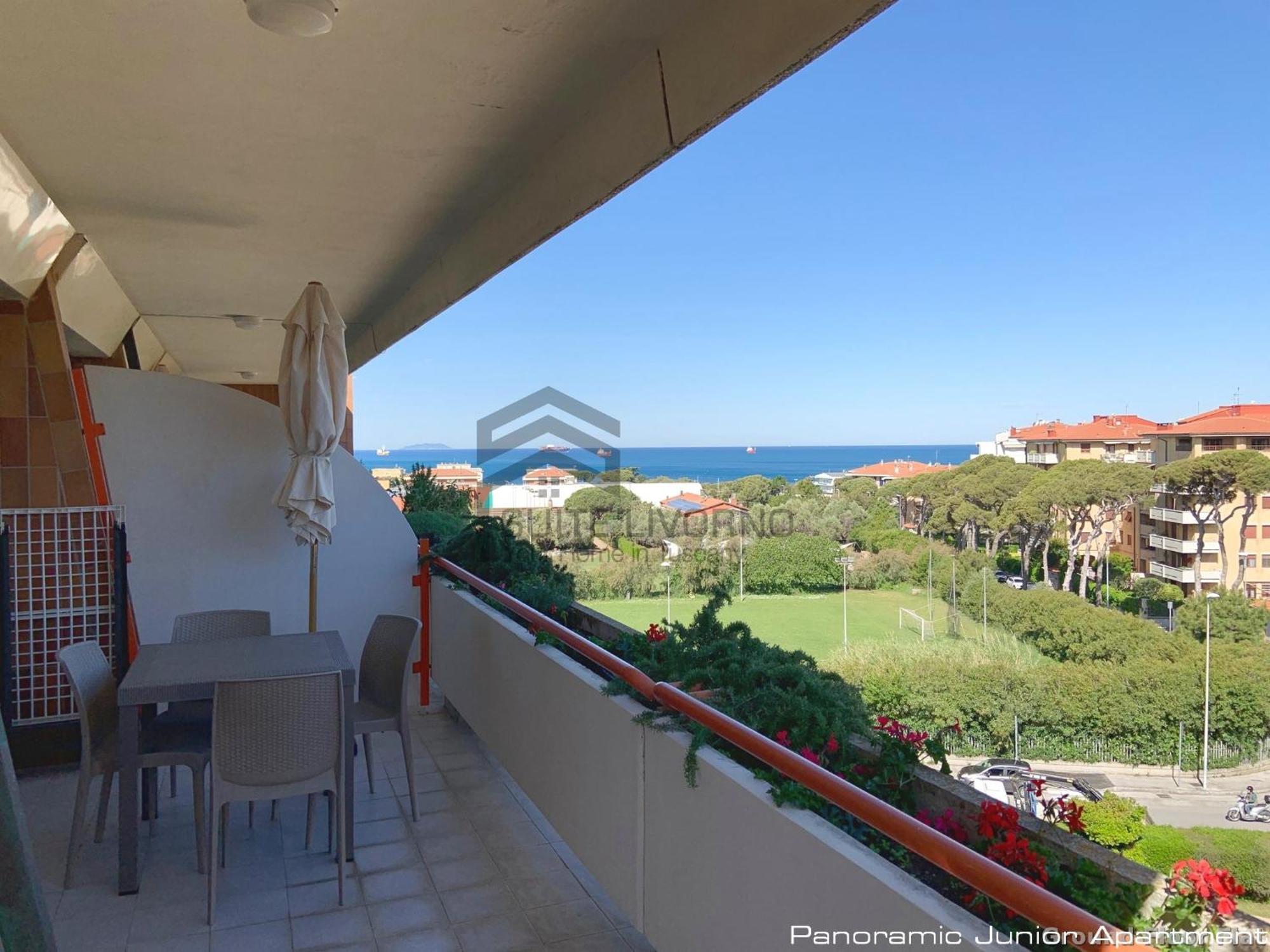 Suites Marilia Apartments Pool Side - Suite Livorno Holiday Home Group エクステリア 写真