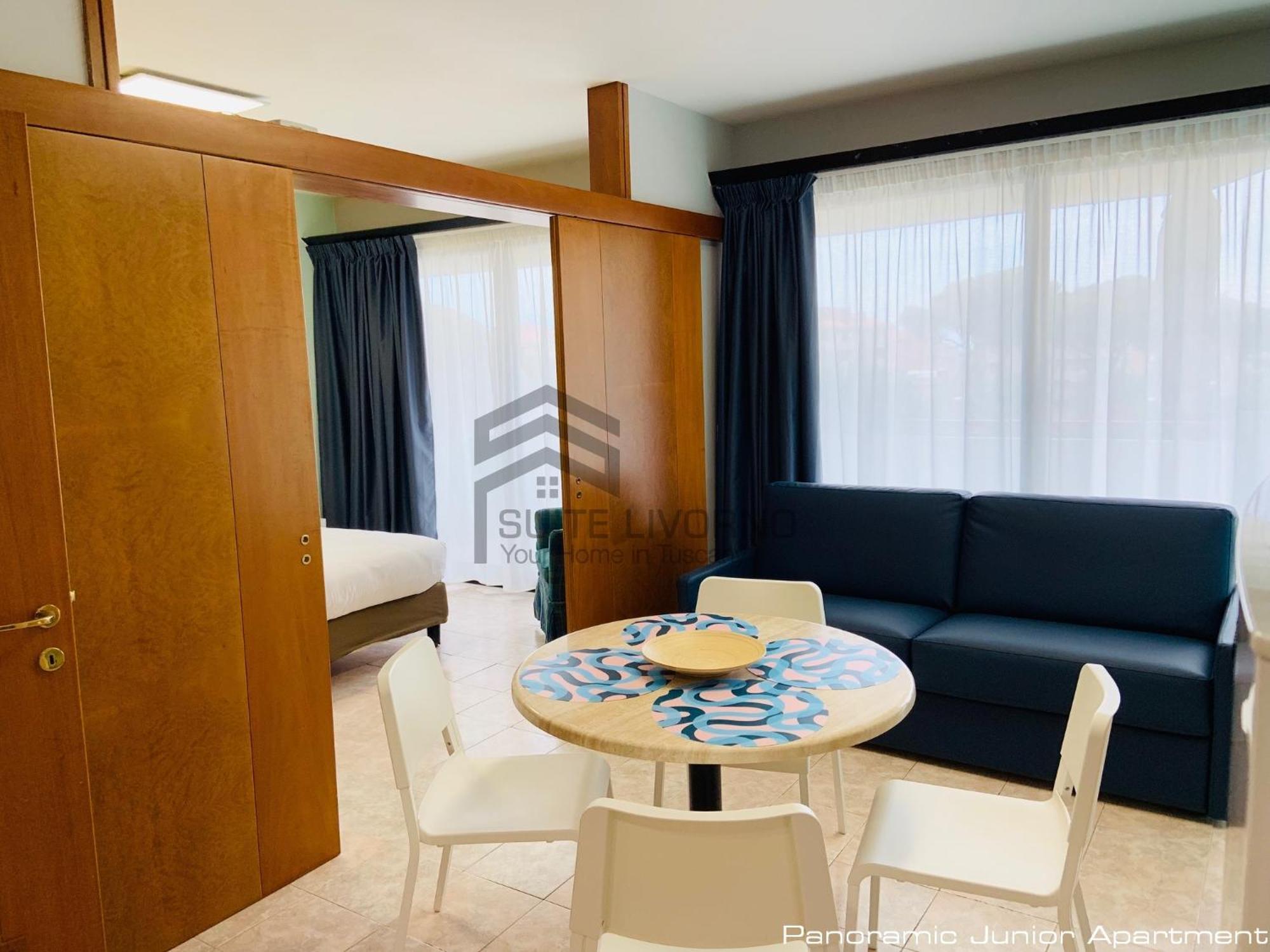 Suites Marilia Apartments Pool Side - Suite Livorno Holiday Home Group エクステリア 写真