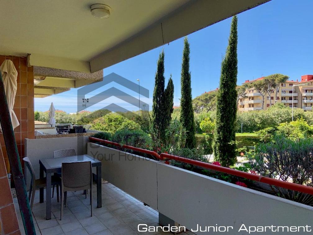 Suites Marilia Apartments Pool Side - Suite Livorno Holiday Home Group エクステリア 写真