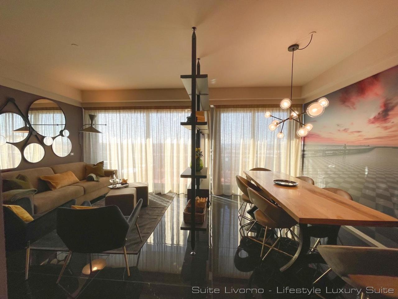 Suites Marilia Apartments Pool Side - Suite Livorno Holiday Home Group エクステリア 写真