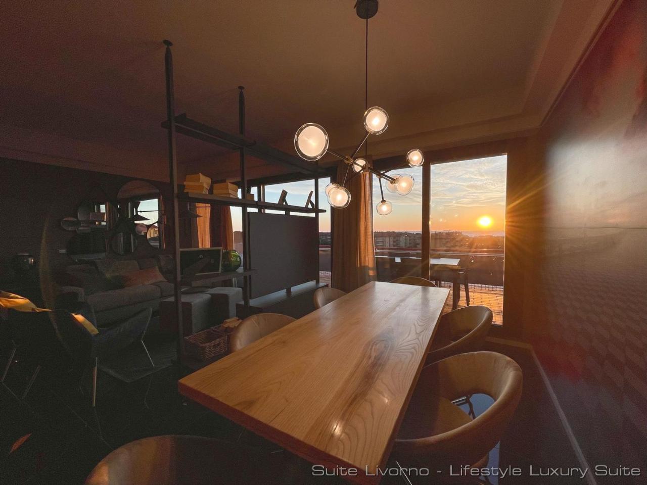 Suites Marilia Apartments Pool Side - Suite Livorno Holiday Home Group エクステリア 写真