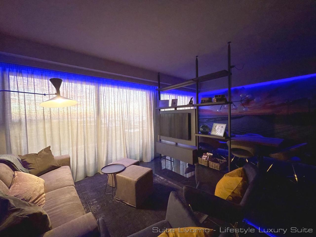Suites Marilia Apartments Pool Side - Suite Livorno Holiday Home Group エクステリア 写真