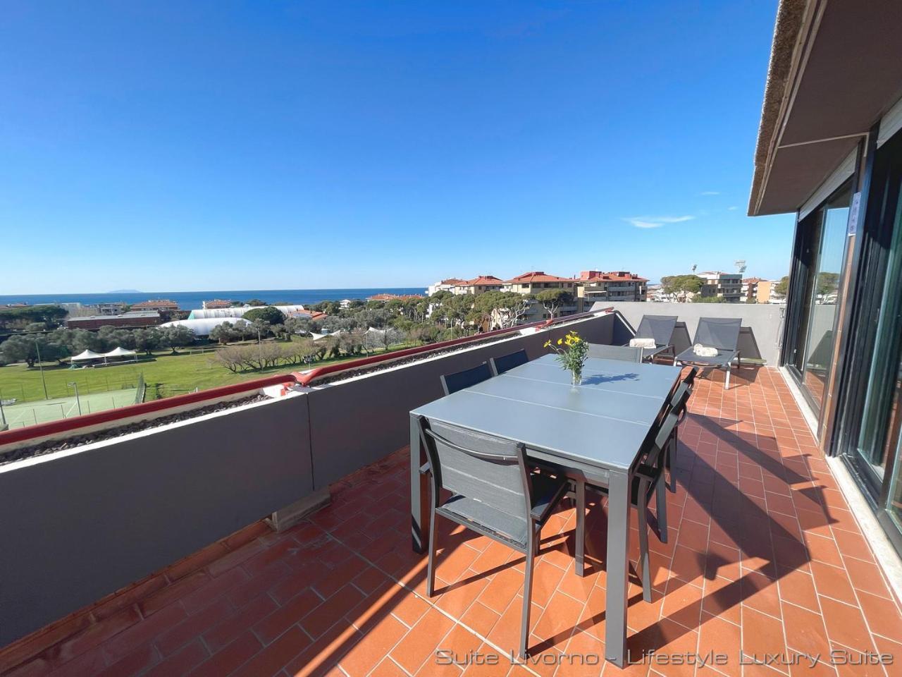 Suites Marilia Apartments Pool Side - Suite Livorno Holiday Home Group エクステリア 写真